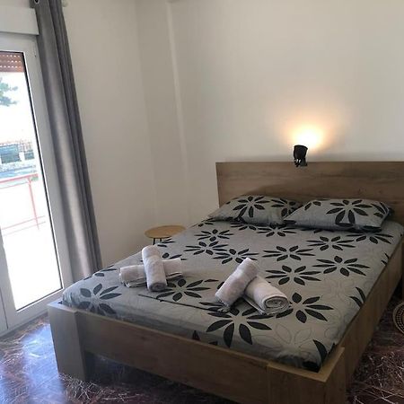Lovely Beachfront Studio Malaki Экстерьер фото