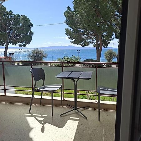 Lovely Beachfront Studio Malaki Экстерьер фото